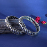Lustrella silver bangle